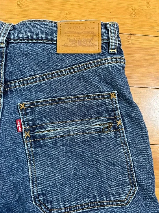 Levi's Ribcage Bell Flared Super High-Rise Jeans with Zipper Detail 70s Inspired - Picture 11 of 14